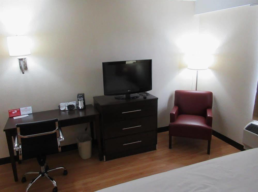Red Roof Inn Richmond, In מראה חיצוני תמונה